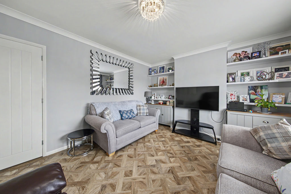 Thornbridge Crescent
